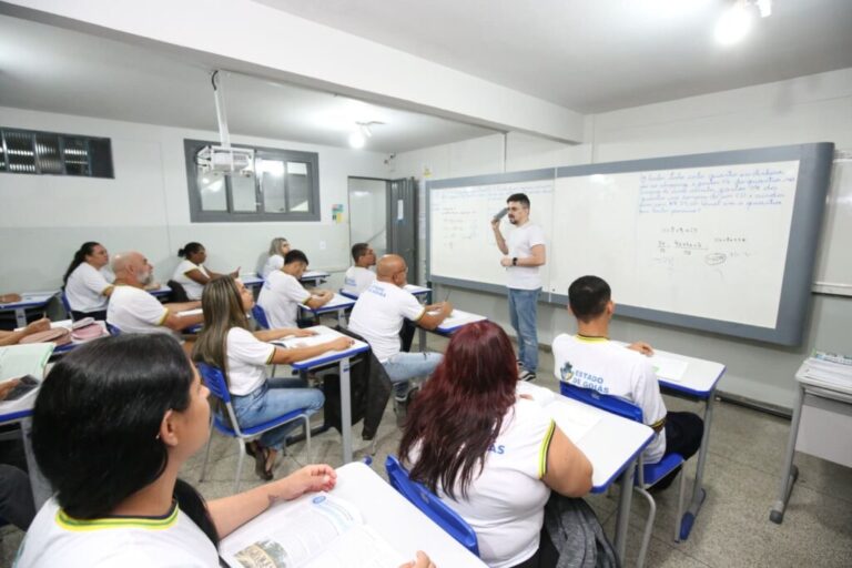 Veja como se inscrever para o Encceja 2026