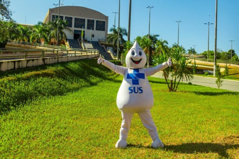 Incentivo à vacinação! Zé Gotinha visita Aparecida de Goiânia e Trindade