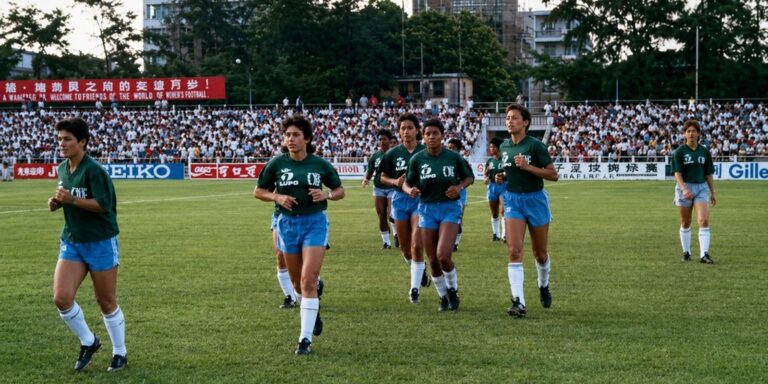 Reconhecidas por Lei da Copa, pioneiras seguem formando novas gerações