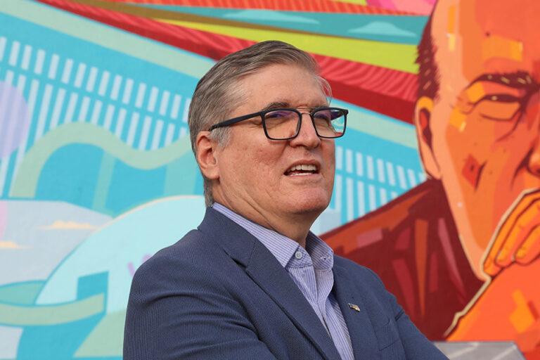 CLDF entrega Título de Cidadão Honorário de Brasília a Wagner Gonçalves da Silveira Júnior