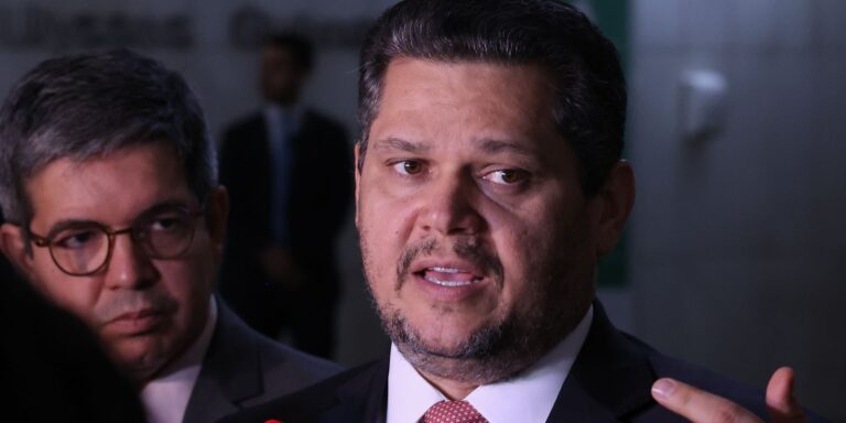 Senado deve votar PEC da aposentadoria de agentes até 15 de julho