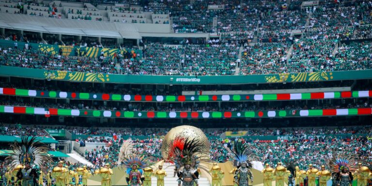 Abertura da Copa 2026 emociona o Estádio Azteca, no México