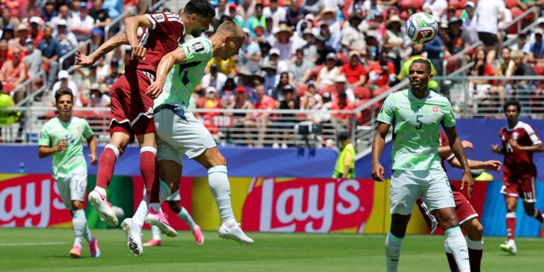 Suíça desperdiça chances e Catar arranca empate no fim pelo Grupo B