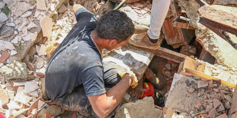 Brasil inicia operações de busca e resgate após terremoto na Venezuela