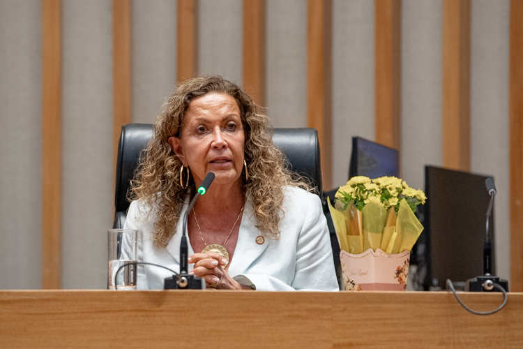 CLDF concede Títulos de Cidadão Honorário de Brasília a Celestino Chupel e Jussara de Almeida
