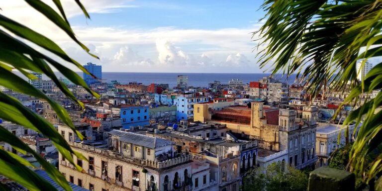 Reforma em Cuba não é capitalismo, mas tentativa de burlar bloqueio