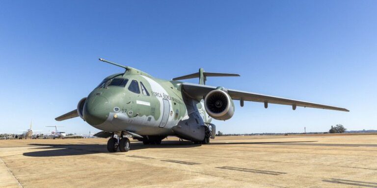 FAB envia avião com equipes de busca à Venezuela