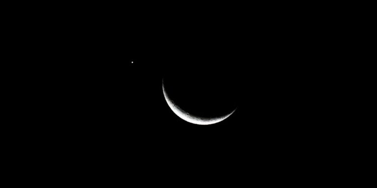 Fenômeno de planetas alinhados com a Lua pode ser observado a olho nu