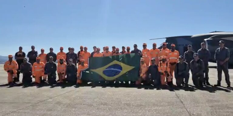 Quarto voo brasileiro para Venezuela decola com bombeiros e donativos