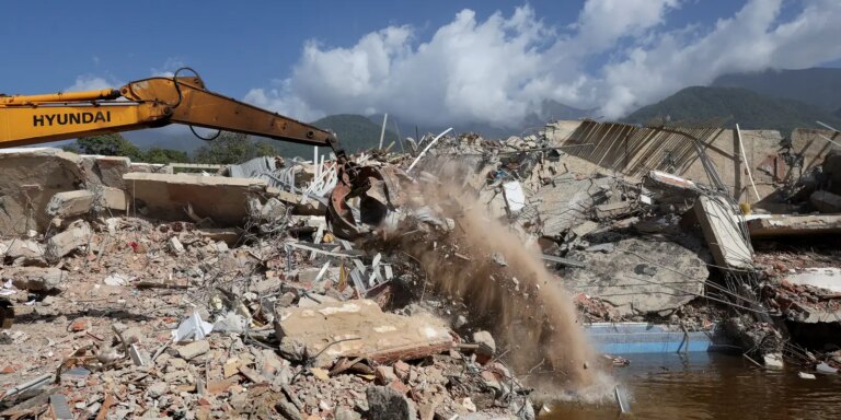 Número de mortos pelos terremotos na Venezuela sobe para 3.811