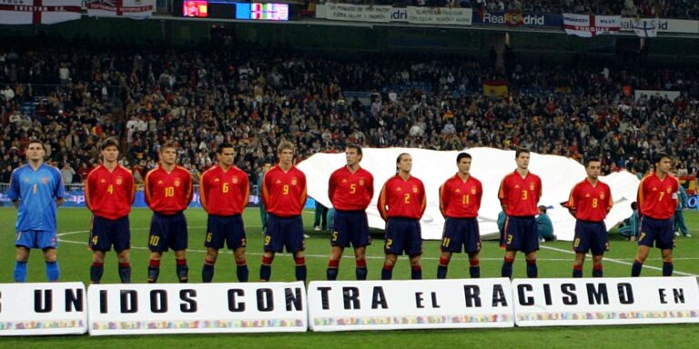 Duelo entre Argentina e Inglaterra é prova de fogo contra o racismo