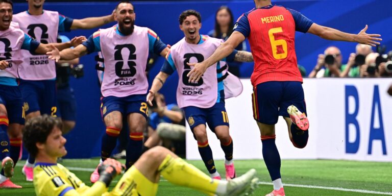 Espanha vai à semifinal e frustra sonho belga; Merino decide outra vez