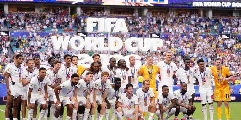 Inglaterra leva 3ª lugar e Mbappé vira maior artilheiro das Copas