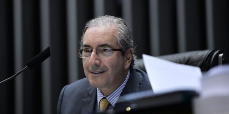 STF bloqueia R$ 6 milhões de Eduardo Cunha por indicação de emendas