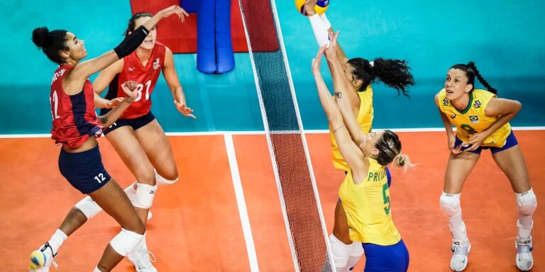 Brasil perde para os Estados Unidos por 3 a 0 no vôlei feminino