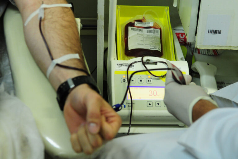 Doadores regulares de sangue passam a ter prioridade em campanhas de vacinação no DF