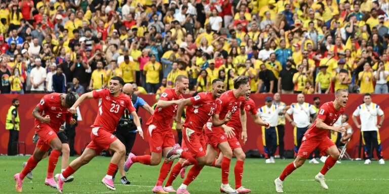 Suíça bate Colômbia nos pênaltis e avança às quartas após 72 anos