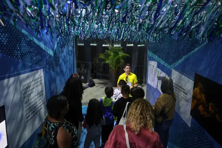Rio de Janeiro (RJ), 27/08/2026 – Quarta edição do Festival Nacional da Matemática reúne estudantes e público no Axia Marina da Glória, no Rio de Janeiro. Promovido pelo Instituto de Matemática Pura e Aplicada (IMPA), o evento celebra a matemática e a ciência. Foto: Tomaz Silva/Agência Brasil