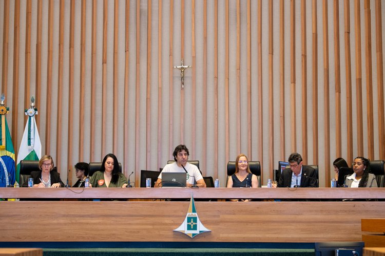 Câmara Legislativa celebra cinco anos da Universidade do Distrito Federal (UnDF)