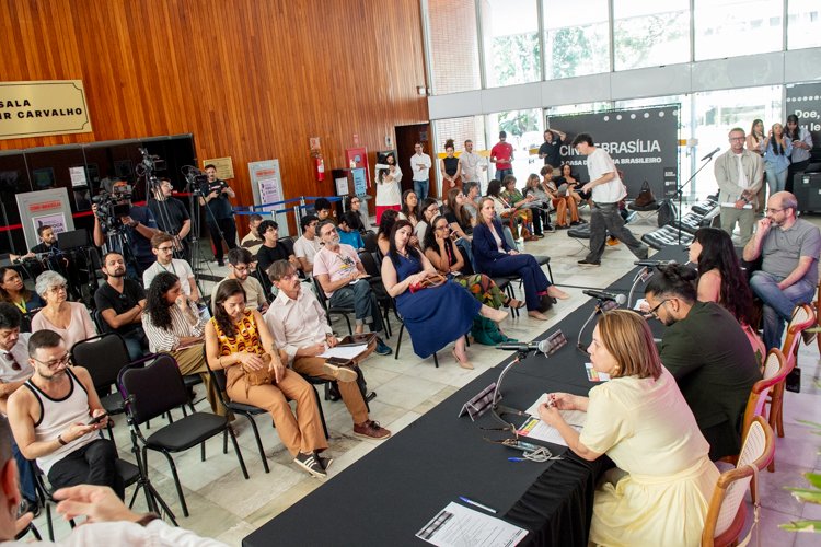 Troféu Câmara Legislativa contribui para aumento da presença do cinema do DF no Festival de Brasília