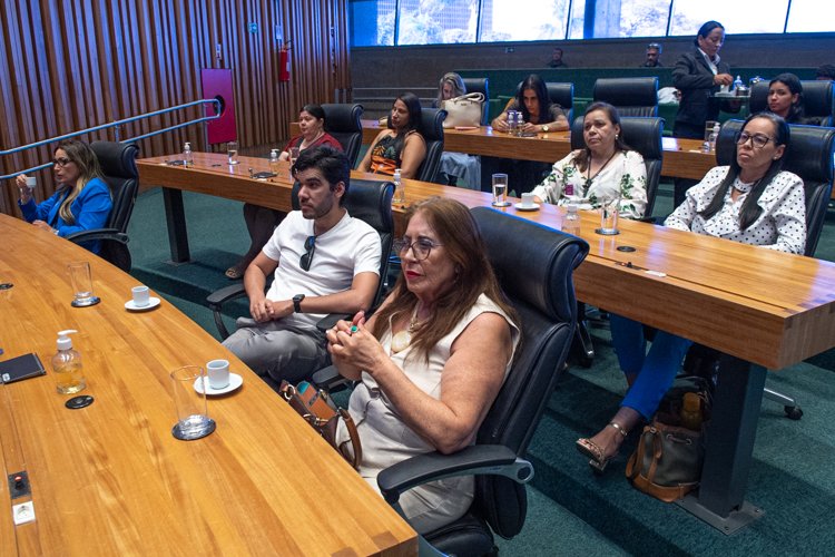 Audiência pública discute soluções para equilibrar relação entre planos de saúde e profissionais da rede privada