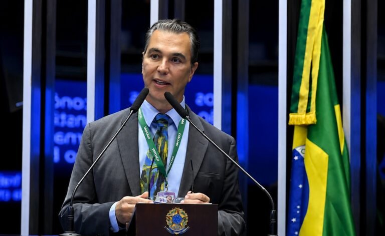 Abrasel defende aprofundamento do debate sobre escala 6×1 no Senado