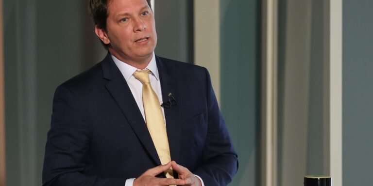 Projeto pago com emenda de Mario Frias não teve execução comprovada